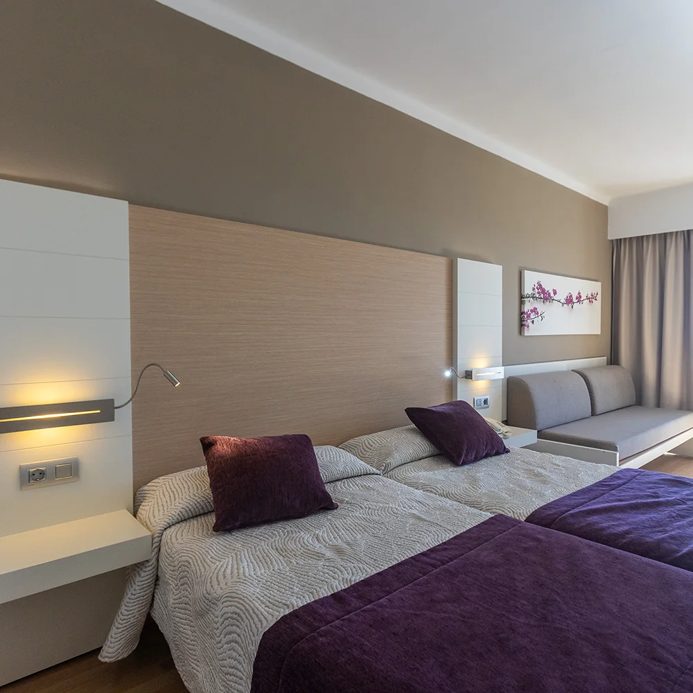 Camas twin en habitación doble del Hotel Mariant