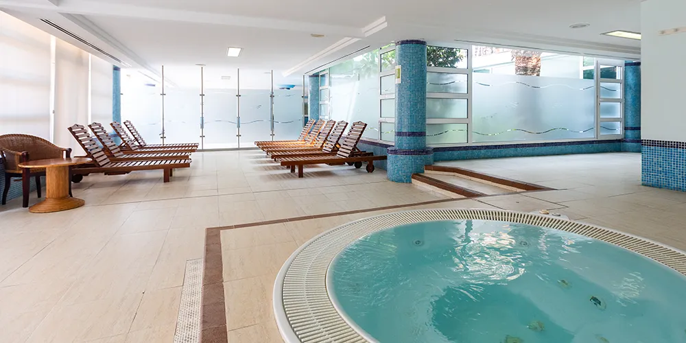 Spa & Wellness jacuzzi Mariant hotels