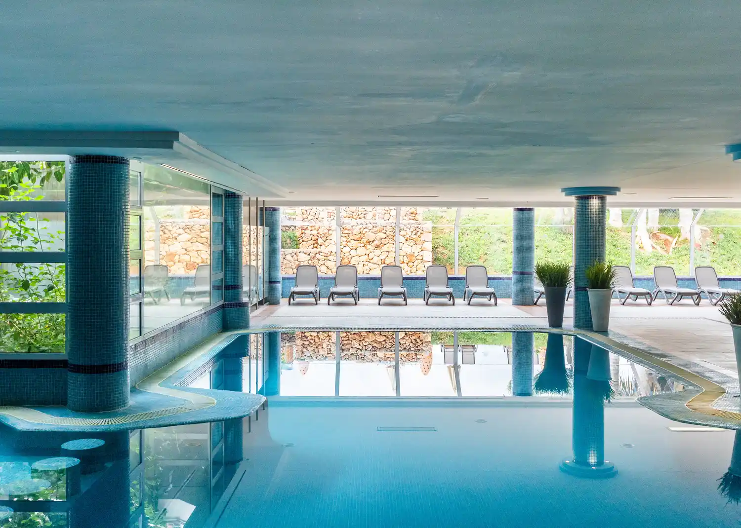 Piscine intérieure Mariant Park