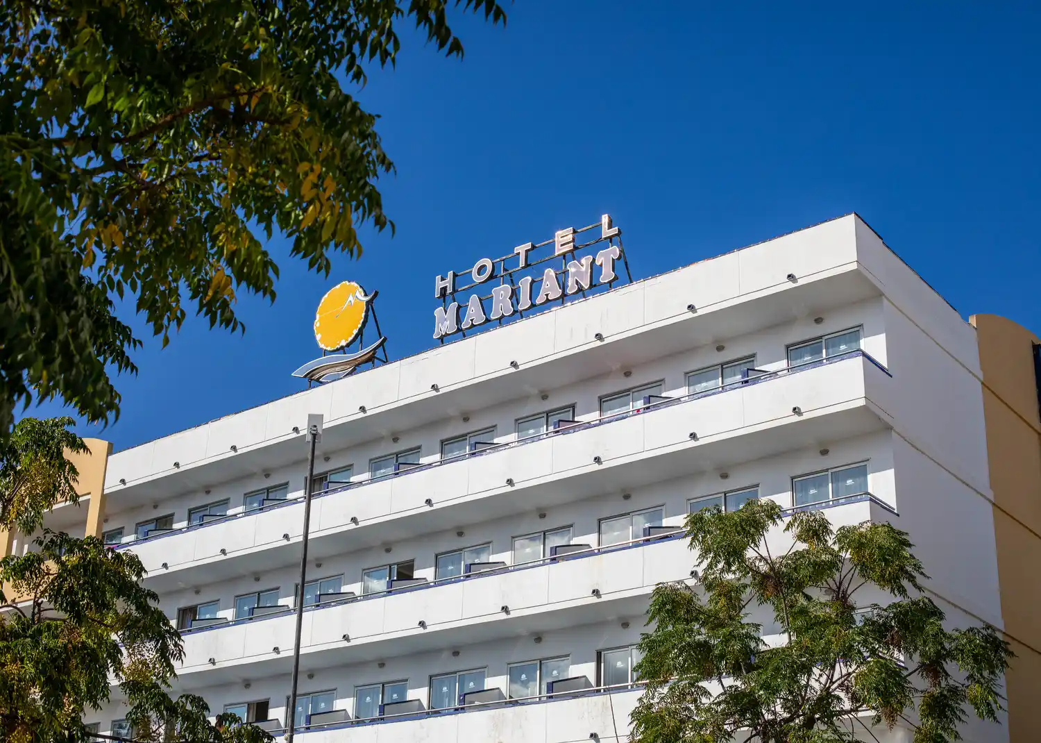 Mariant Hotels Swiper welcome Mariant Hotels